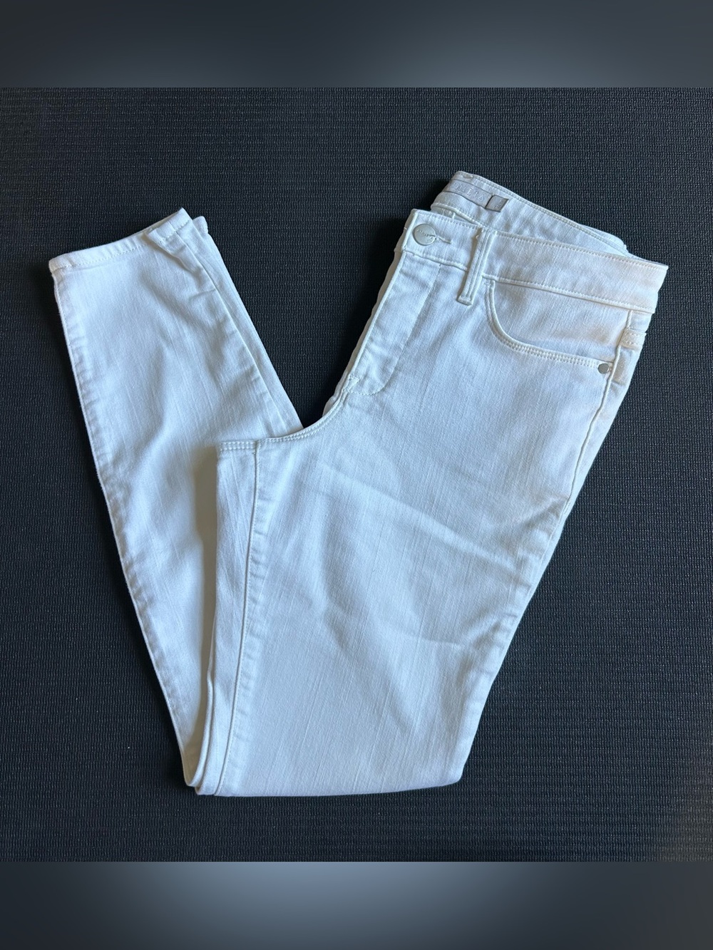 Athleta White Skulptek Skinny Jean size 6